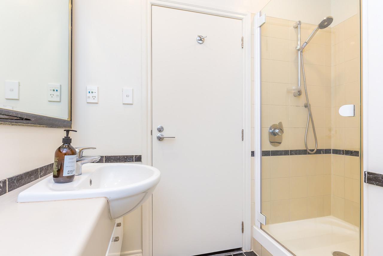 Lovely City Apartment! Views, Pool And Gym Auckland Eksteriør bilde